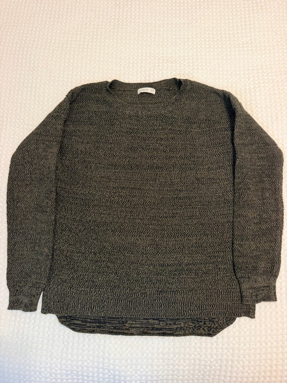 Cotton On crewneck knit sweater - Small